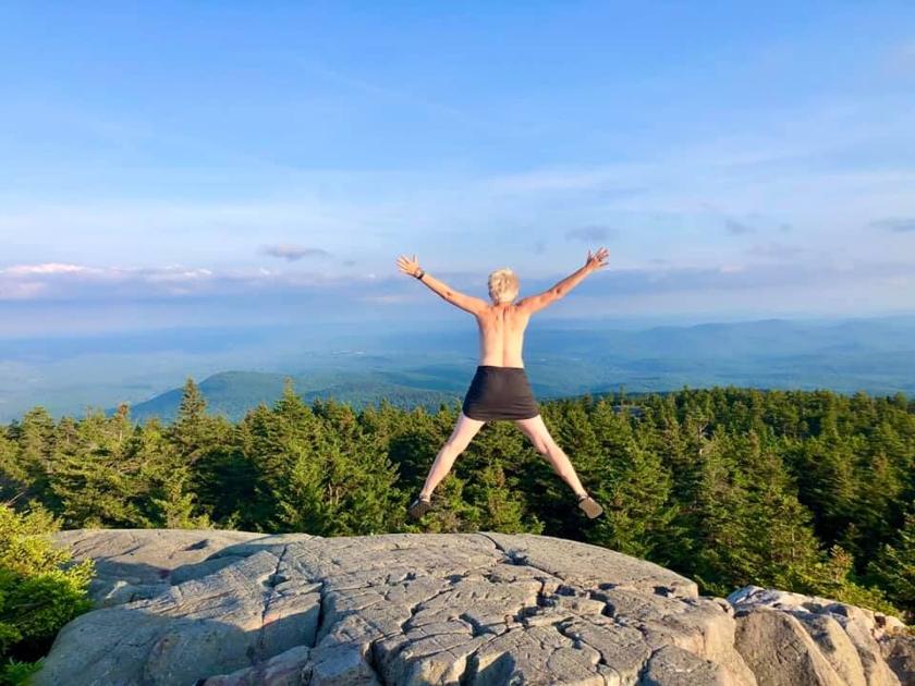 Colorado women are marking their mountaintop moments with ’empowering’ topless photos