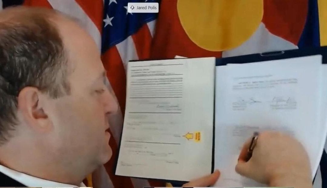 Colorado Springs barbershop owner sues governor claiming minority-owned business relief unconstitutional