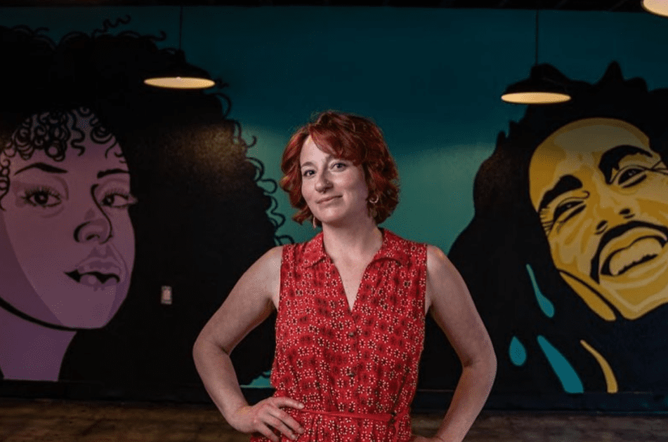 Manitou Springs painter’s colorful portraits are popping all over town | OutThere Colorado