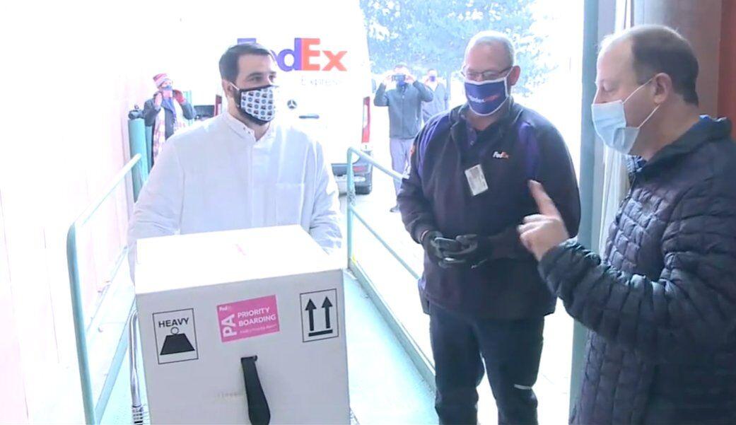 Klee with Three: Colorado politicians should follow one Bronco’s lead