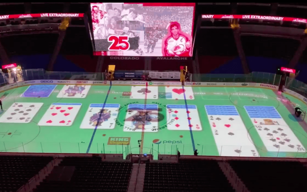 Colorado Avalanche announcer makes most of intermissions by playing Solitaire & Pong on ice