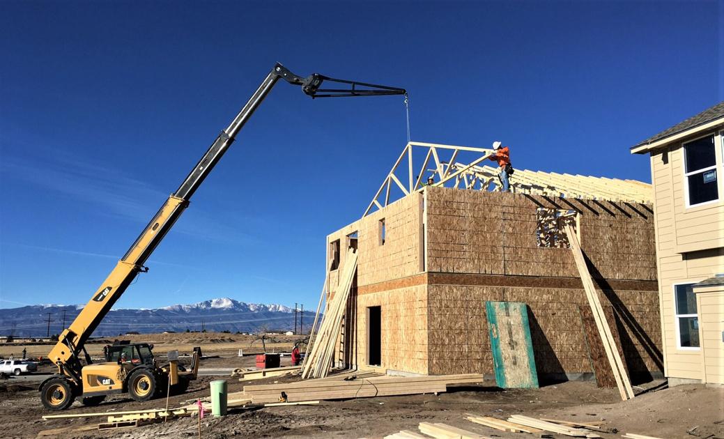 Colorado Springs homebuilding picks up in 2021 where it left off in 2020