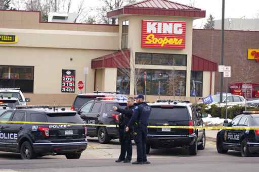 Police: Multiple people killed at Colorado supermarket