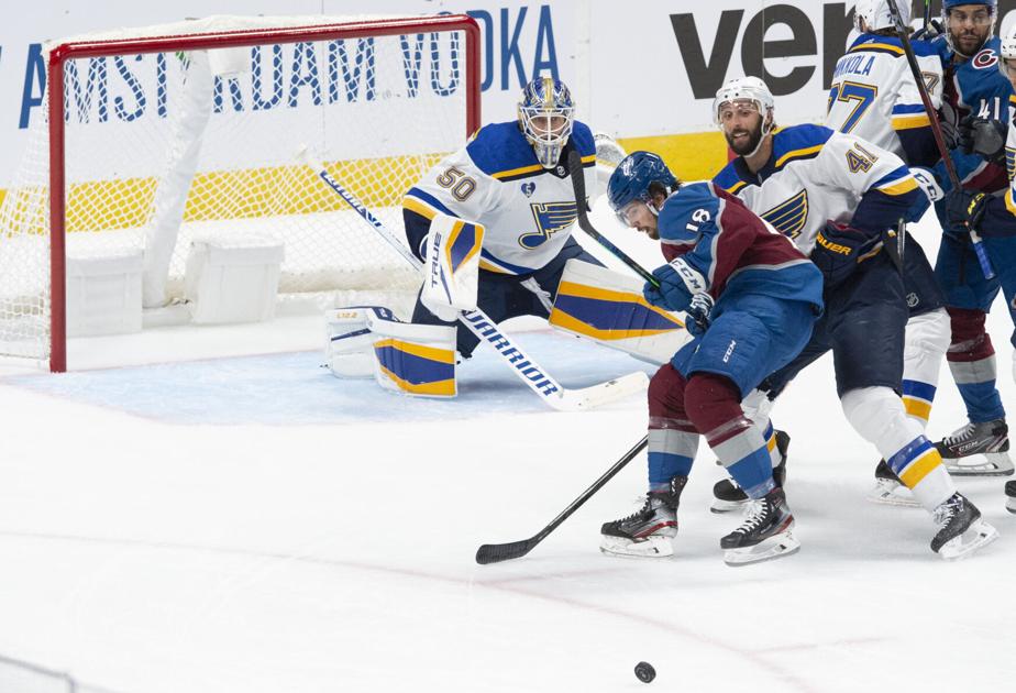 Boisterous teammates, longtime friends behind Colorado Avalanche rookie Alex Newhook during playoff run