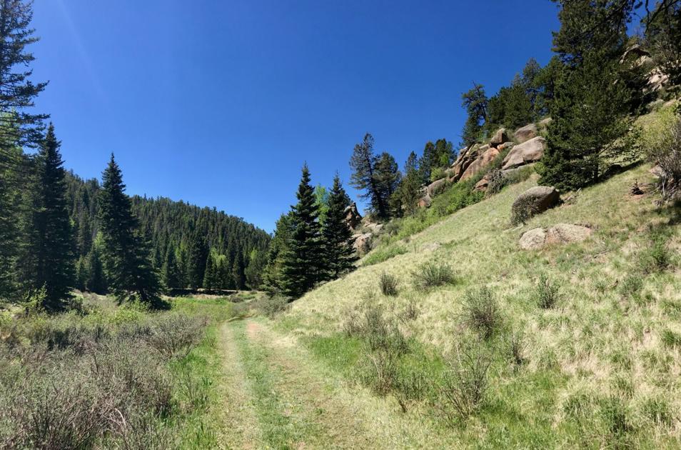 Happy Trails: Loop through serene hollow west of Colorado Springs