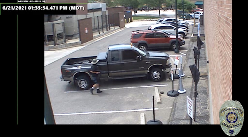 ‘Good samaritan’ who killed Colorado gunman is shot by officer while holding suspect’s AR-15, police say – Twin Cities