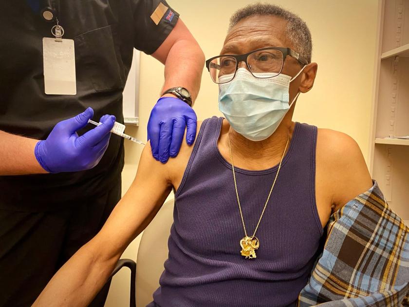 Veterans Affairs mandates COVID vaccine for health workers, including Colorado