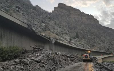 UPDATE: Mudslides force more than 100 to spend night on Colorado highway | OutThere Colorado