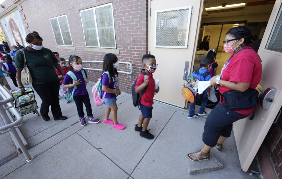 Colorado schools see more than 500 new COVID-19 cases in a week: state data