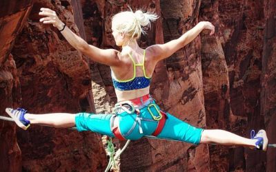 Heather Larsen Slaclining Colorado USA