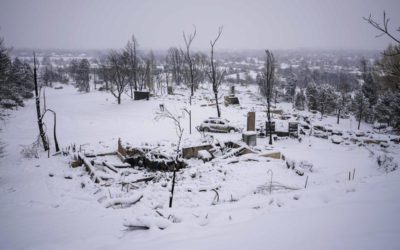 Snow puts out Colorado wildfires with 3 people missing and nearly 1,000 homes burned