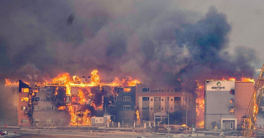 Live Updates: Wildfires Force Tens of Thousands From Their Homes in Colorado – The New York Times