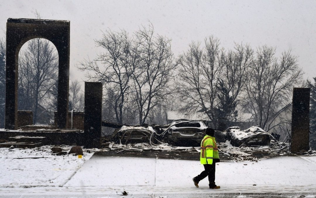 Official: 3 Missing, Nearly 1,000 Homes Destroyed in Colorado Wildfires