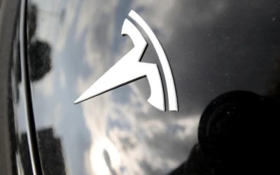 Felony Charges Are 1st In A Fatal Crash Involving Autopilot | HuffPost Latest News