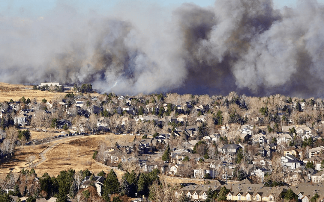 ‘Life-threatening’ wildfires force evacuations of thousands near Boulder, Colorado; Gov. declares state of emergency