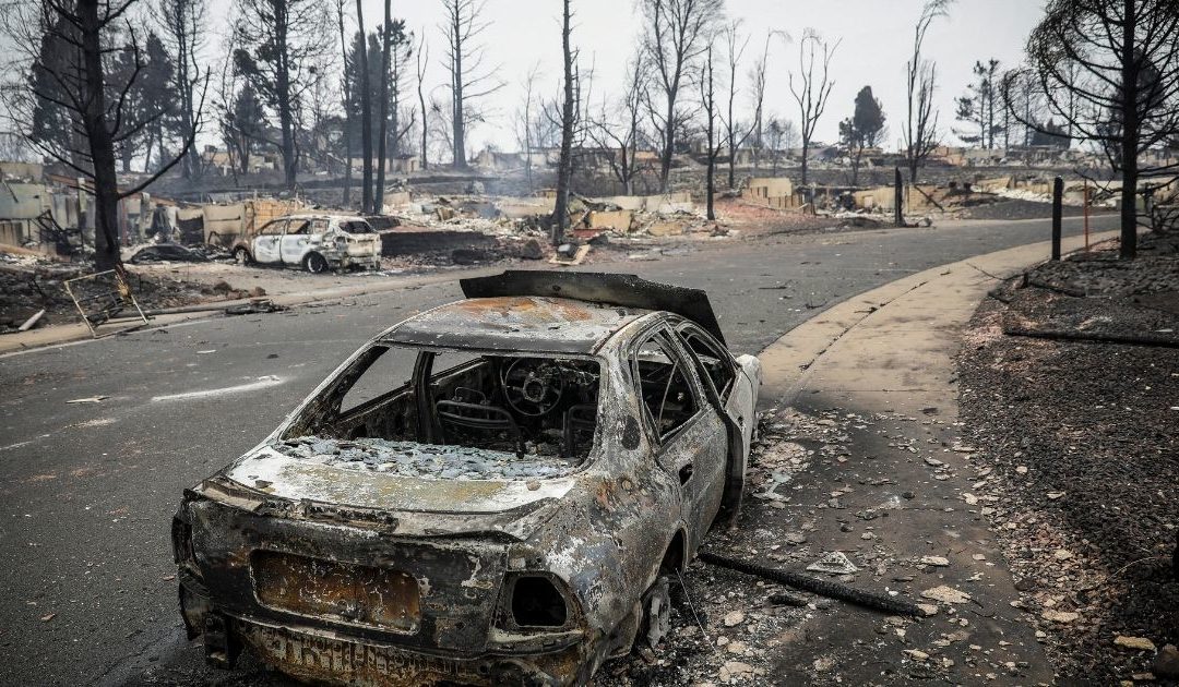 Watch: Triple-Digit Wind Speeds Drive Hellish Firestorm in Colorado